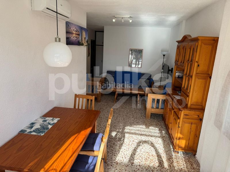 Foto dc468597-3725-4a72-b01d-9eacd828f609. Casa adossada amb piscina a Torreblanca Torrevieja