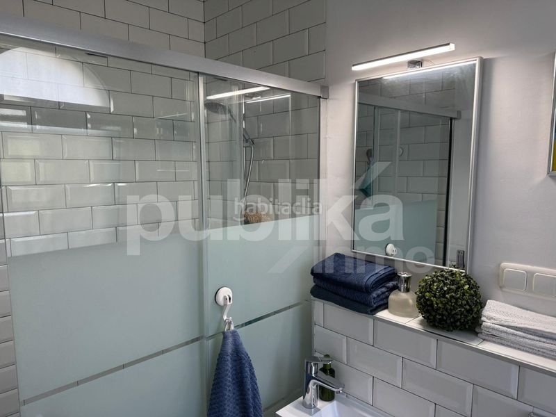 Foto 20290270-3cc0-4987-b1c1-5ba1412621f7. Casa adossada amb piscina a Torreblanca Torrevieja