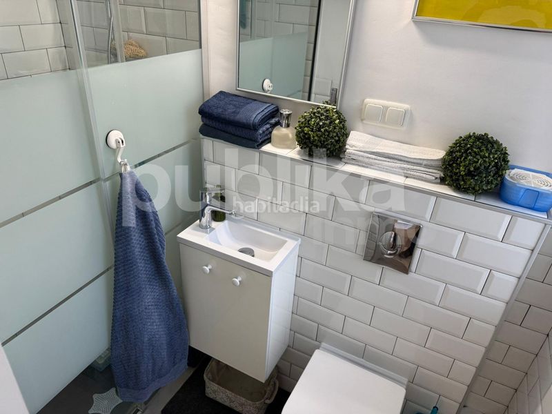 Foto d5b6312a-0389-4a84-981e-7dba8340910c. Casa adossada amb piscina a Torreblanca Torrevieja