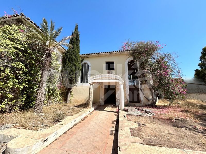 Foto b4baf856-c22f-4f99-94d7-27e0f8a0be87. Xalet amb aparcament piscina a Gènova Palma de Mallorca