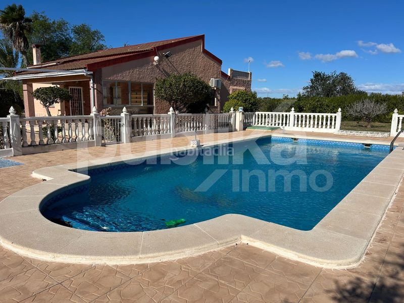 Foto 9f76a4bb-46e7-48ea-b65a-e6230be79121. Masia a altet 1196 a Los Arenales del Sol Elche / Elx