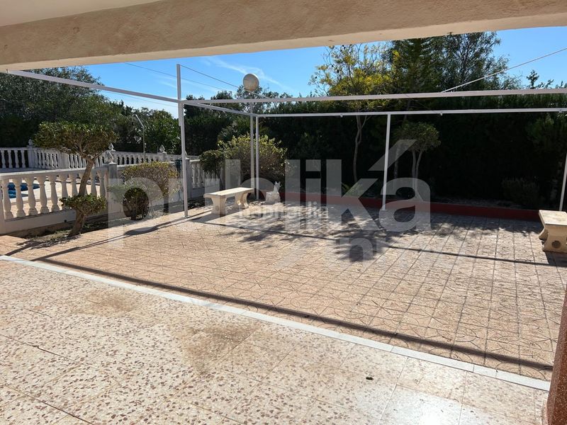 Foto f1fffbb2-108f-495f-a9f8-7d2d189829a5. Masia a altet 1196 a Los Arenales del Sol Elche / Elx