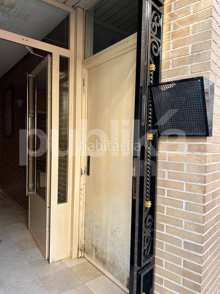 Foto 8104361d-9539-4058-a0a1-9e8ff775203b. Aparcament cotxe a calle deán llopez 2 a Centro Santa Pola