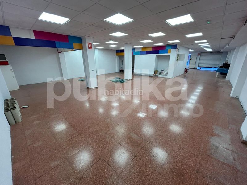 Foto ad421e29-a508-43dd-9f7e-6b2fc64fe573. Local comercial a calle elche 49 a Centro Santa Pola
