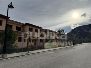 Building  Carrer cavall bernat