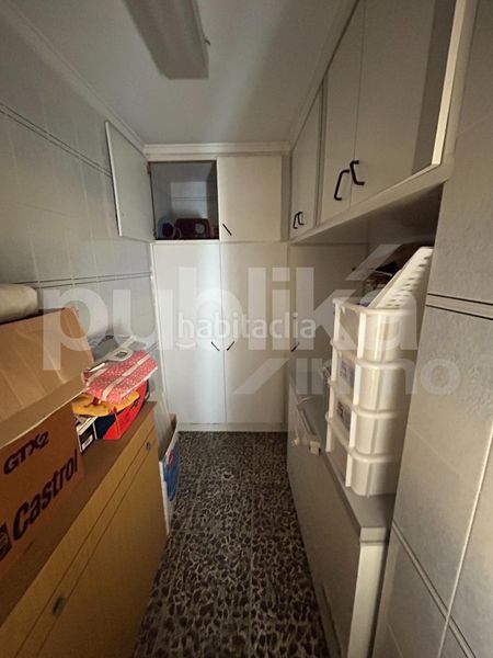 Foto bde126b8-4bc4-44aa-b779-f891478d4053. Edificio en calle de san antonio 63 edificio de 3 alturas más terraza en venta en Santa Pola