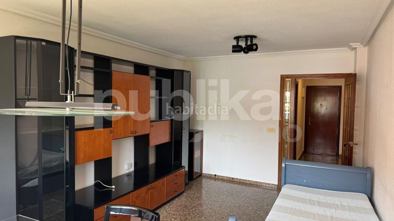 Foto 06333908-c0f8-499c-affe-1b6315c42985. Pis amb aparcament a Xixona