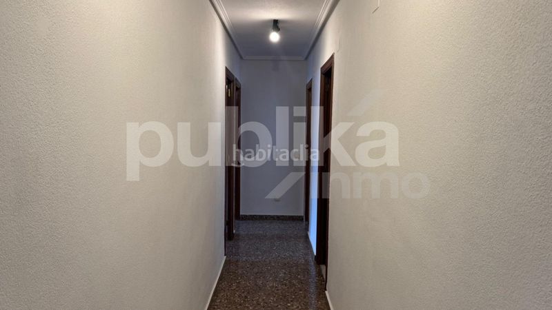 Foto c4812a0b-ef4c-4f1c-811a-ea2f2c7f8662. Pis amb aparcament a Xixona
