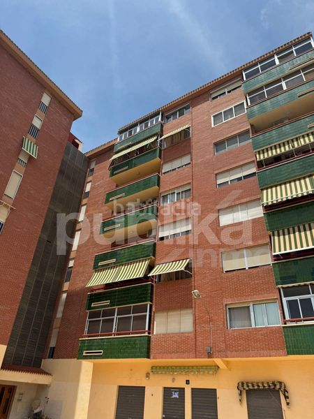 Foto d86dc572-6a20-47ad-8eaa-b76aae66fb98. Pis amb aparcament a Xixona