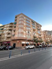 Pis a Centro. Piso en zona paseo marítimo