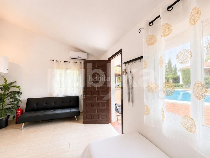 Foto 9e7f3d12-37a8-4319-bf30-4056599e168d. Casa amb calefacció aparcament piscina a Villamontes-Boqueres Sant Vicent del Raspeig