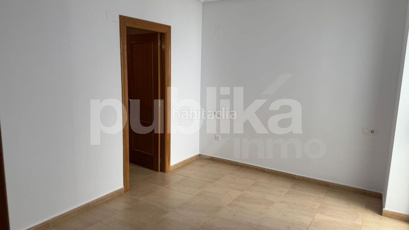 Foto f1f65912-b840-4593-b109-74789c749437. Àtic amb aparcament a Norte Santa Pola