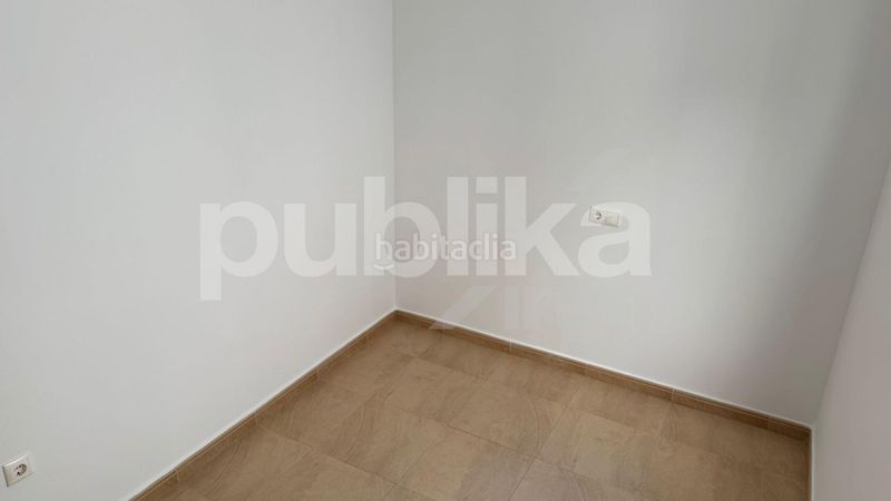 Foto f4b17a87-12ef-4f82-8c89-f69e67085a1f. Àtic amb aparcament a Norte Santa Pola