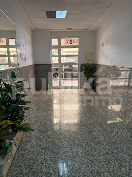 Foto c12c051d-8c47-432a-9be7-e773d054fcbd. Pis a isabel la catolica 58 a Centro Santa Pola