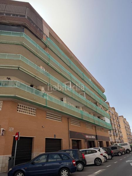 Foto c67ae002-f948-4150-b995-fc41997a9ff2. Pis amb aparcament a Centro Santa Pola