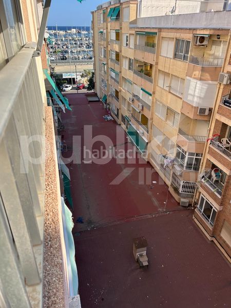Foto 83725553-61a5-400c-85ea-95edc90aed70. Pis a Centro Santa Pola