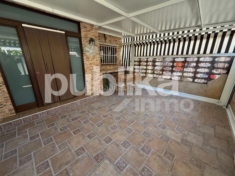 Foto 7c340078-27a1-453a-b130-dc2377bd71f3. Tríplex a avenida zaragoza 10 a Gran Playa Santa Pola