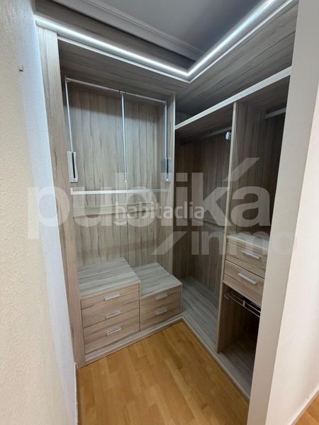 Foto b6c6b49f-de18-416b-9449-92142641244b. Tríplex a avenida zaragoza 10 a Gran Playa Santa Pola