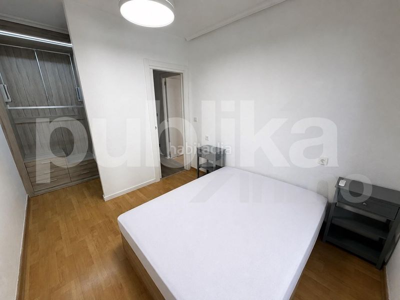 Foto ed67f8fe-a106-4057-9bf1-26848510c56a. Tríplex a avenida zaragoza 10 a Gran Playa Santa Pola