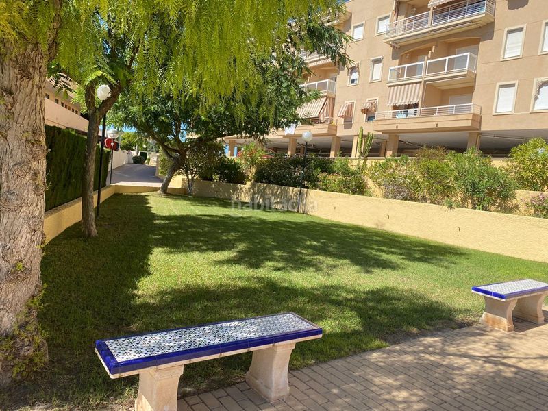 Foto b5b0e486-8cb6-4023-b0e9-3b222d311b5c. Àtic amb calefacció aparcament piscina a Calas Santiago Bernabeu Santa Pola