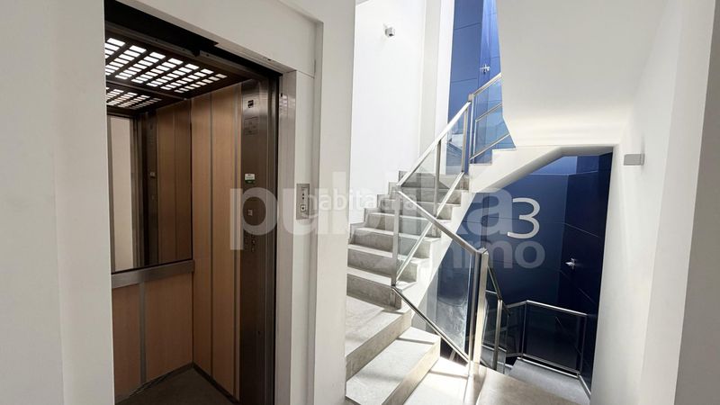 Foto cccad36f-8ae5-4a36-b4e3-9321c4d38e56. Miete büro in Centro Elche / Elx