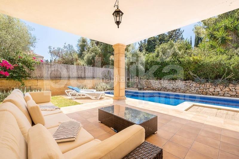 Foto 1c5faa0e-1449-4504-9876-c04f9980943f. Casa con riscaldamento parcheggio piscina in ciutat d´Alcúdia Alcúdia