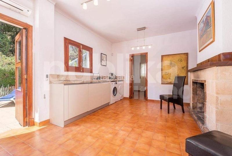 Foto 4c586bbc-41a4-4537-bb8a-8ebd49d45a06. Casa con riscaldamento parcheggio piscina in ciutat d´Alcúdia Alcúdia