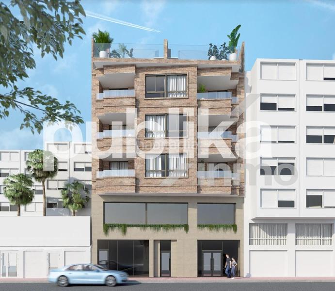 Foto 01457f40-24b2-40bb-8659-046a690293a2. Pis a calle almirante antequera 8 a Playa Levante Santa Pola