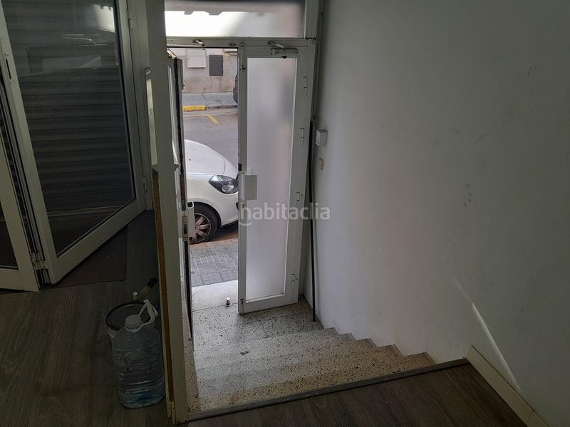 Foto d6f0f484-df18-49cb-b7b1-c2d2296ea527. Local comercial en Centre Ripollet