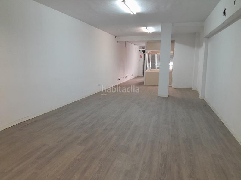 Foto ddd534c3-c2db-4861-a04e-d6c26f427eb4. Local comercial en Centre Ripollet