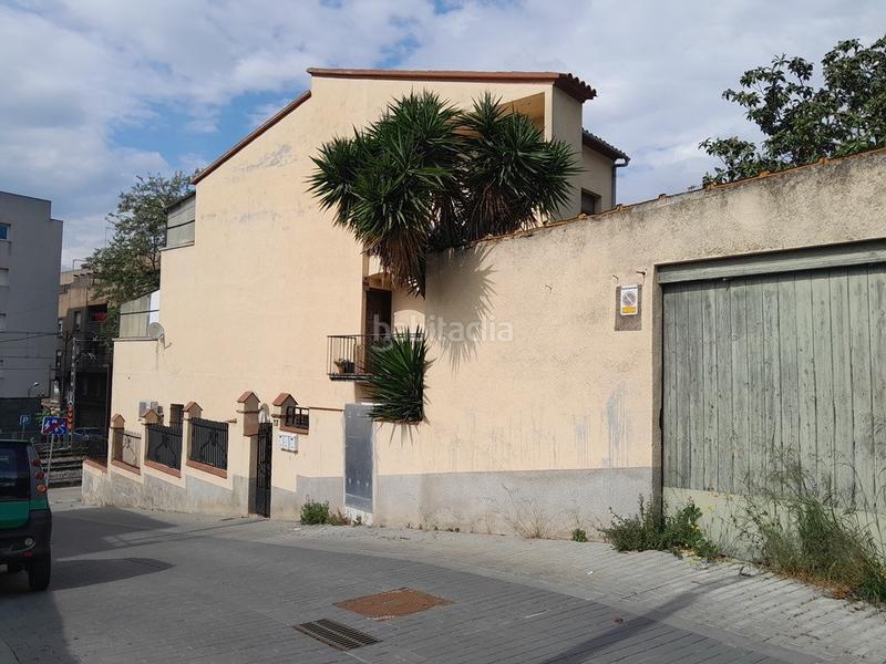 Foto e425df91-e6e0-4706-bf55-00898eec93d6. Haus mit heizung parking in Font Pudenta Montcada i Reixac