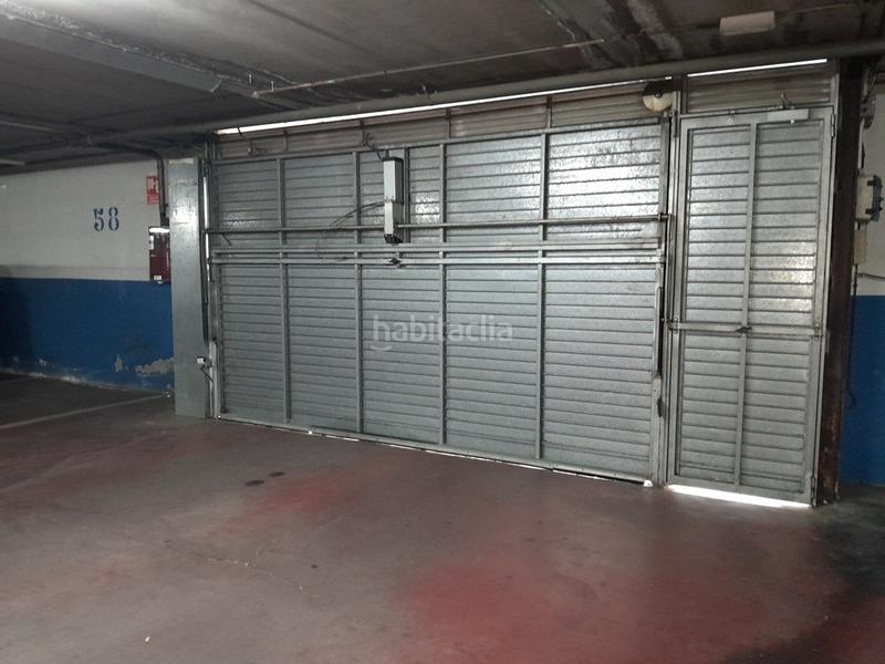 Foto cd080bad-645c-4ffa-9db7-651e37c158ed. Autoparkplatz in Font Pudenta Montcada i Reixac