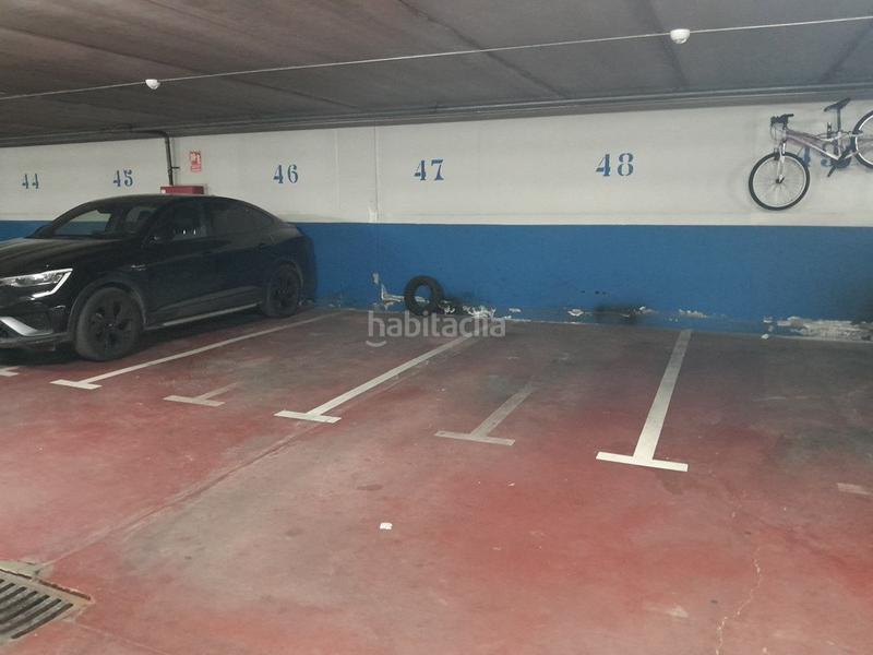 Foto dbe07297-413d-4d29-a3d9-53485aaaafdc. Autoparkplatz in Font Pudenta Montcada i Reixac