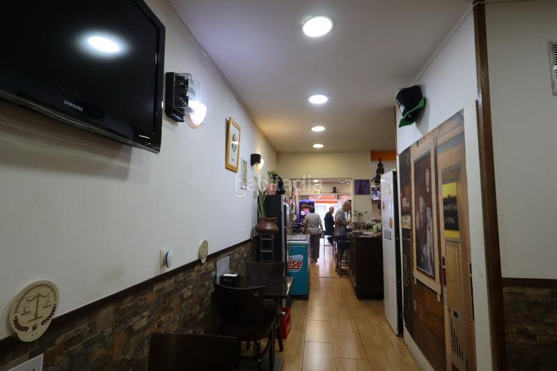 Foto 17d2cf96-b757-4fa9-91c1-3f8a1c91925f. Lloguer local comercial a Centre-Cordelles Cerdanyola del Vallès