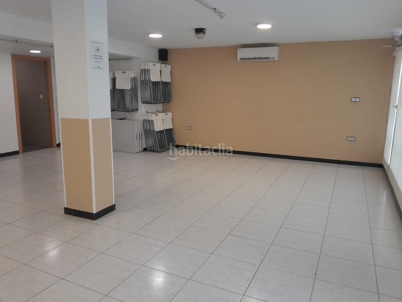 Foto b7d3ceaf-d8c8-4a9e-a870-effa74607334. Alquiler local comercial en Montcada Centre - La Ribera Montcada i Reixac