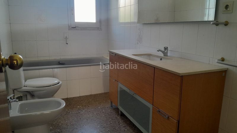 Foto 992d13cc-ac99-4748-81fd-a37d7f105be8. Casa amb calefacció aparcament a Sant Andreu-Gassó Vargas Ripollet
