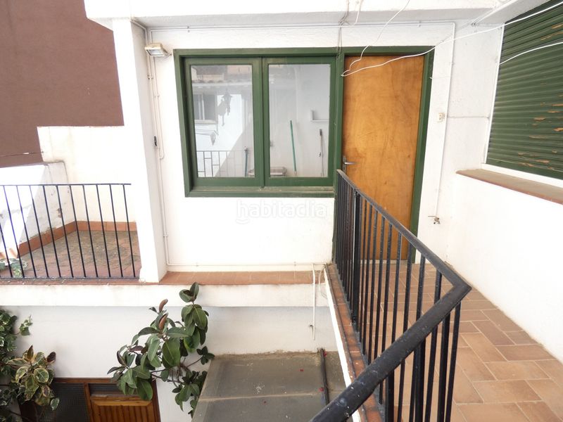 Foto 94a0ec69-948d-4658-9365-95a7515091ac. Masia amb calefacció aparcament a Centre Ripollet