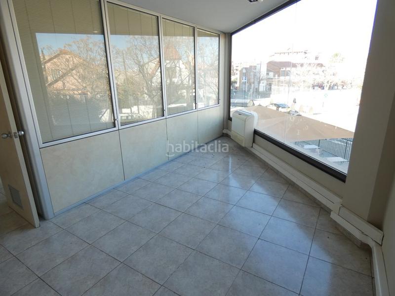 Foto aa5b02c9-e50c-4e10-993a-ebff58bb2a52. Rent office space with heating in Centre-Cordelles Cerdanyola del Vallès