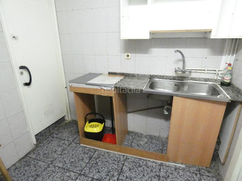 Foto cec0cd64-0cf1-4a40-bb47-54a51520fbd7. Lloguer local comercial a Catalunya - Fontetes Cerdanyola del Vallès