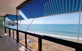 Piso en Avenida del sol 23. Vive el sueño de la playa en benalmádena!