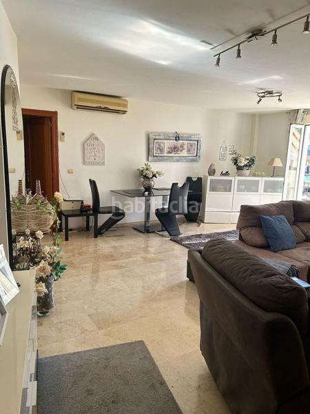 Foto a91f4f2d-e18e-4fbd-93ba-1fcff5d0b316. Etagenwohnung mit parking pool in Zona Centro Comercial Torrequebrada Benalmádena