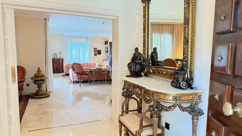 Foto 490749a8-ae6d-4b34-bfcd-ac02d8035872. Chalet with pool in Los Monteros Marbella