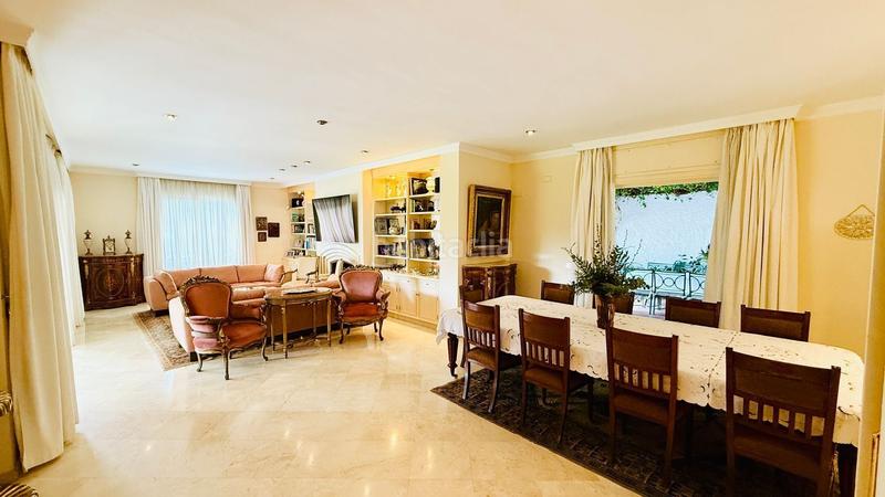 Foto ee24fb91-849d-40b0-9bb7-8e0c6a8d1f79. Chalet with pool in Los Monteros Marbella