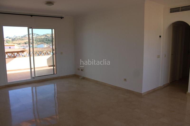 Foto 7956581e-7ede-4826-85bf-de1b0b65bd21. Àtic amb aparcament piscina a Mijas golf Mijas