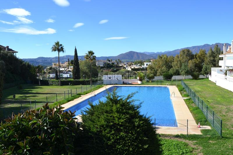 Foto c6473eee-c302-43f7-bf93-4f28b852e398. Apartament amb calefacció aparcament piscina a El Faro de Calaburra - Chaparral Mijas