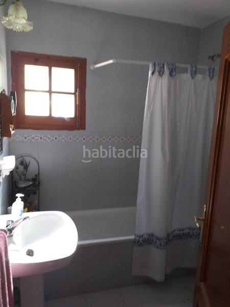 Foto f905ef36-094e-43f7-86c1-eab1c58a1727. House with parking pool in Yunquera