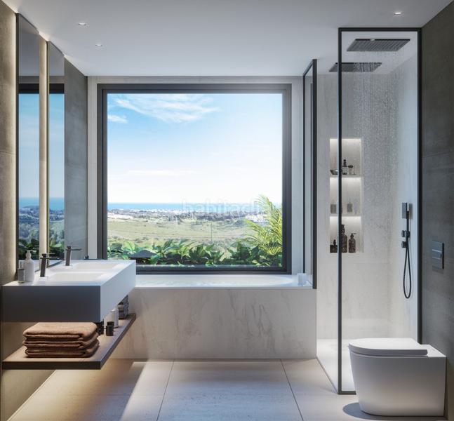 Foto 1eebc729-9abd-4c45-a5b7-f830fe3acd12. Xalet amb calefacció aparcament piscina a El Faro de Calaburra - Chaparral Mijas