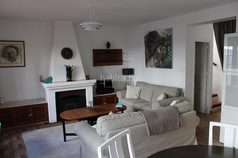 Foto 0a32963b-d8ad-4345-b9da-eb1a85087e0f. Casa adossada amb aparcament a Centro ciudad Fuengirola