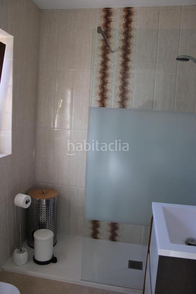 Foto 1a71f7fb-0135-4d5e-99f3-f063e231c0e0. Casa adossada amb aparcament a Centro ciudad Fuengirola