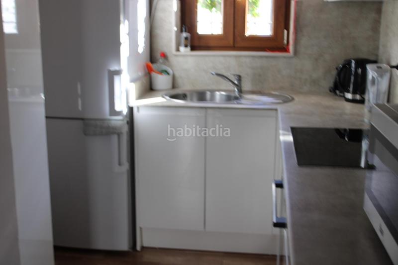 Foto 2980c138-c367-4b79-b659-384e502bd0fc. Casa adossada amb aparcament a Centro ciudad Fuengirola